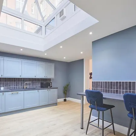 Host & - Castle View