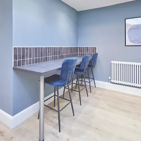 Host & - Castle View Hébergement de vacances