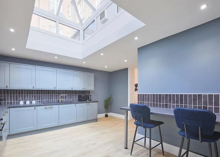 Host & - Castle View