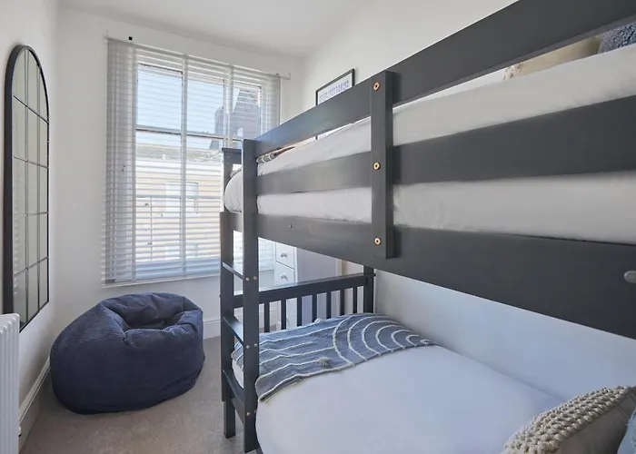 Host & - Castle View Dom wakacyjny *