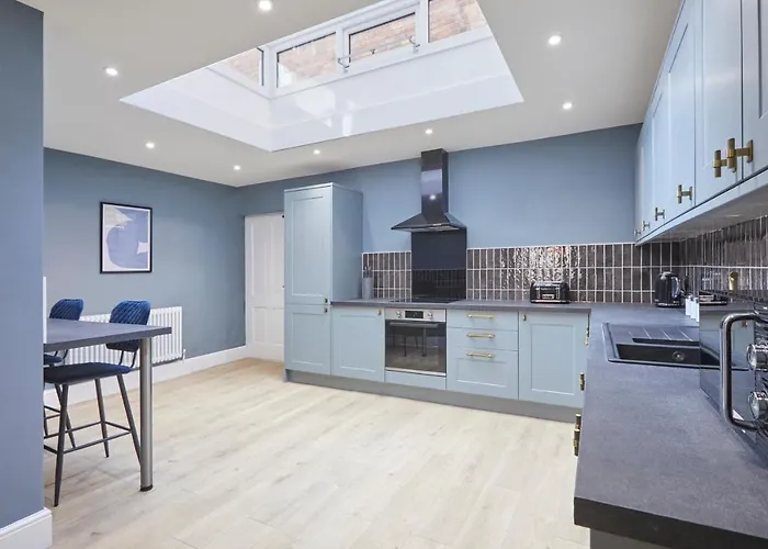 Host & - Castle View Dom wakacyjny *